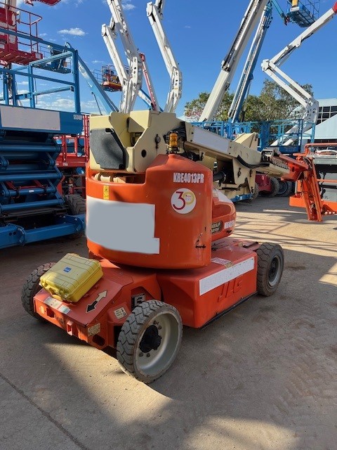 Sold - Telescopic Boom Lift - View 3